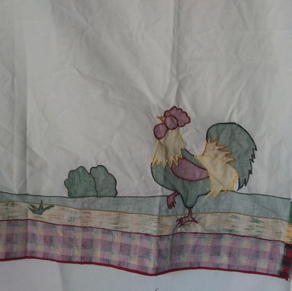 Curtains - Picture 2 of 3